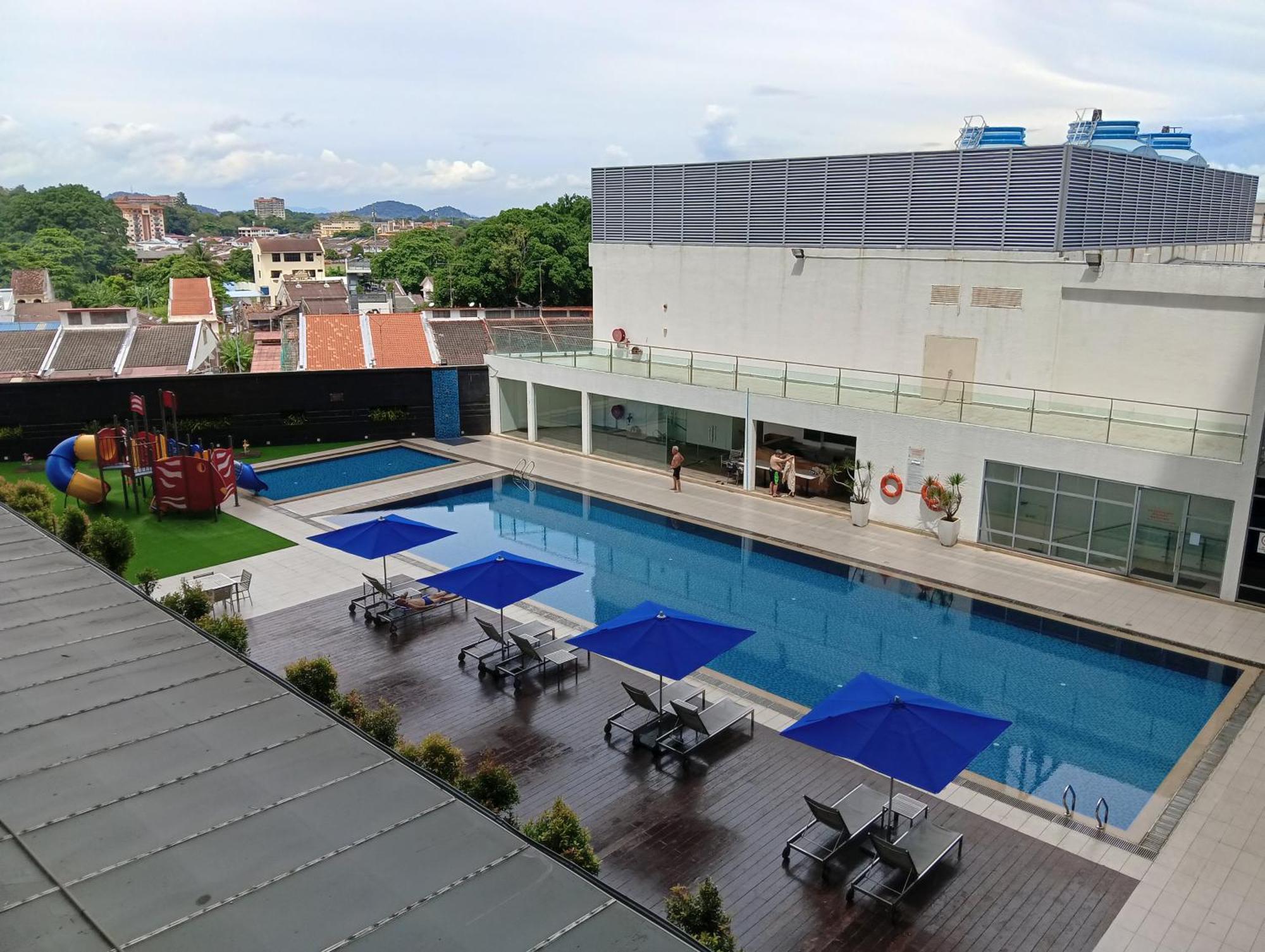 The Straits Suites By Ciconia Malacca 外观 照片