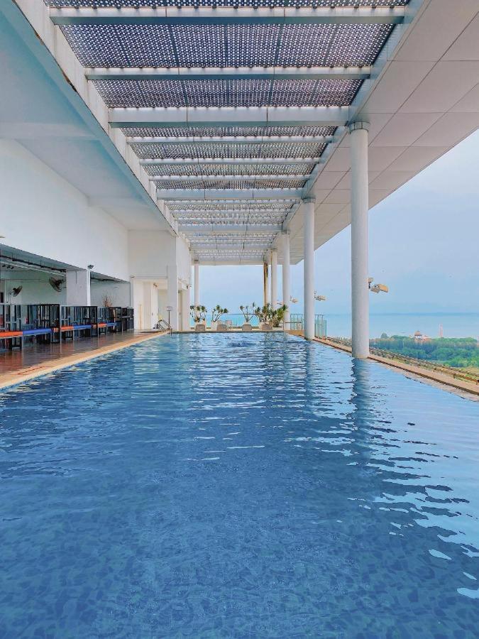 The Straits Suites By Ciconia Malacca 外观 照片